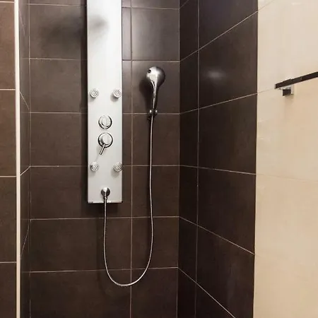 Deni Luxury Apartment *